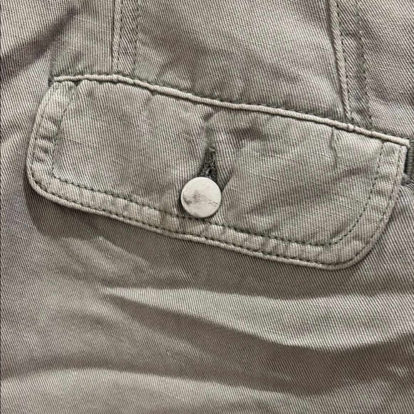 Joe's Jeans The Penelope Sea Grass Linen-Blend Short - Picture 11 of 14